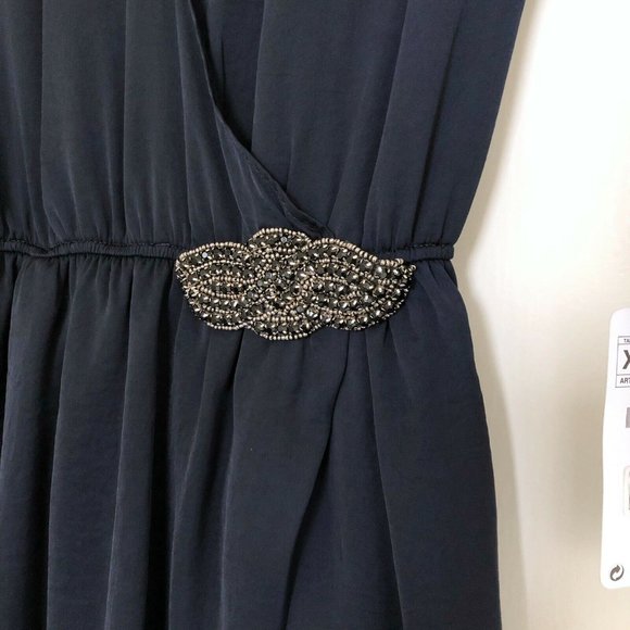 Zara Wrap Dress - Picture 5 of 7